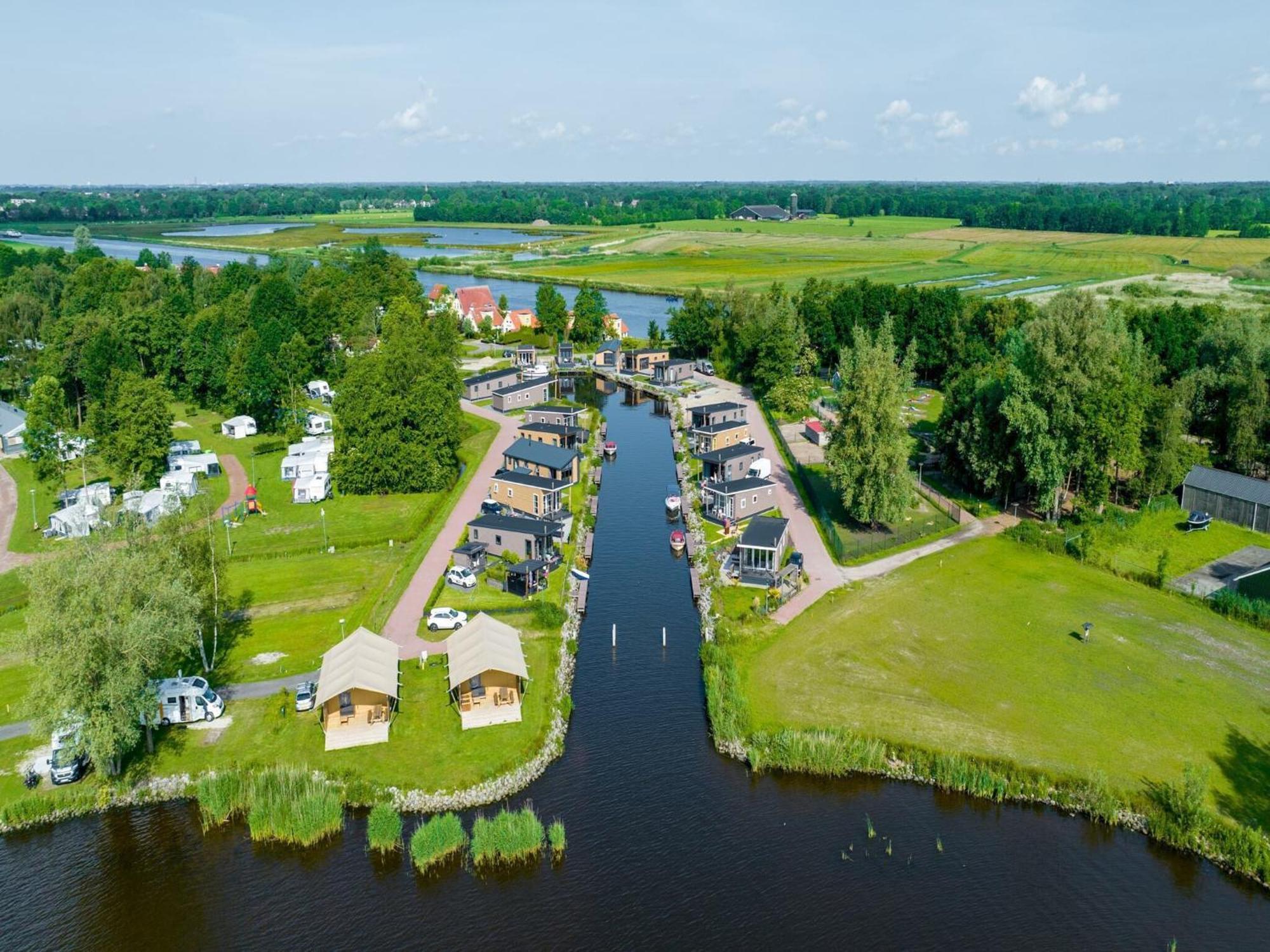 Detached Villa With Dishwasher Leeuwarden At 21Km Suameer Екстериор снимка